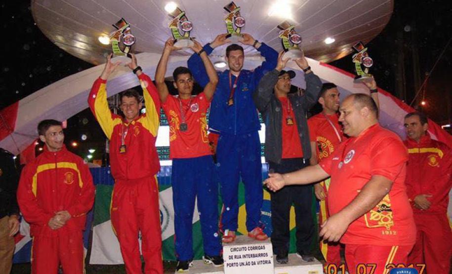 Bombeiros realizam a 2º Edição da Firefest Integração Bombeiros realizam a 2º Edição da Firefest Integração