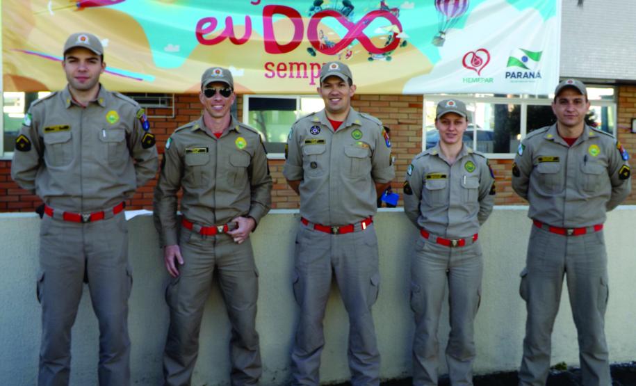 Bombeiros do 1º Grupamento de Bombeiros realizam doação de sangue