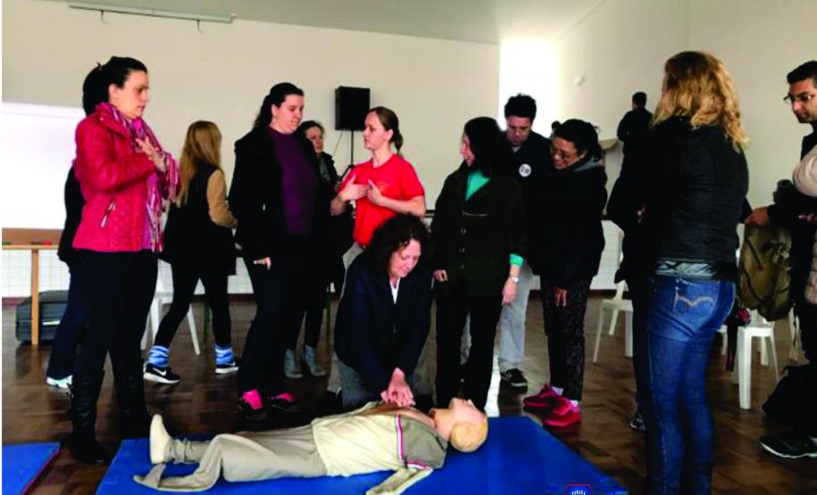 Bombeiros realizam atividades no Programa Estadual de Brigada Escolar, Defesa Civil na Escola