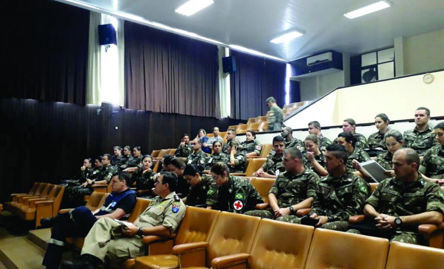 1º Grupamento de Bombeiros Participa de Abertura do Curso de Agente de Socorros Urgentes Para o Exército Brasileiro