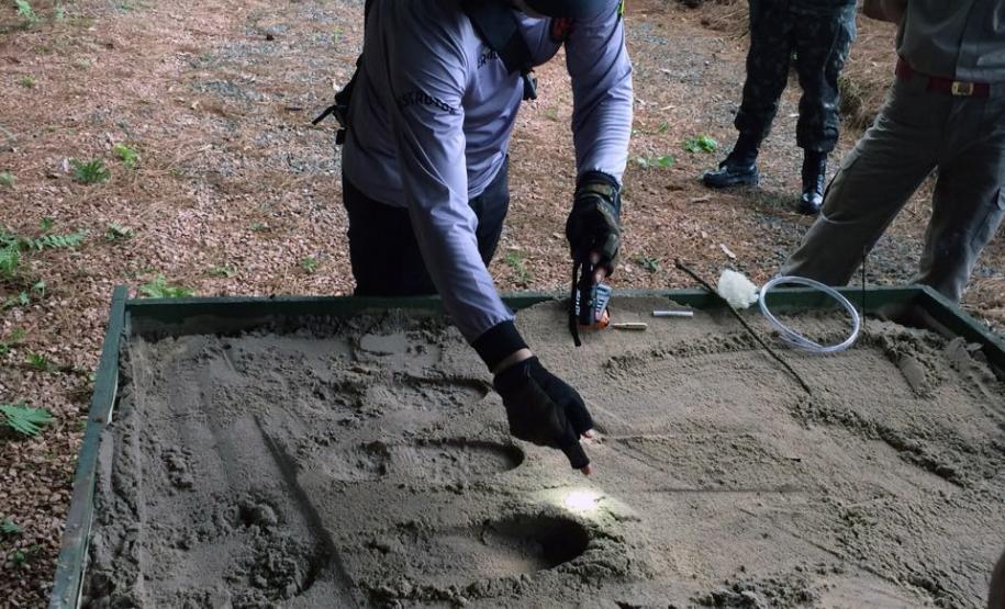 2º GRUPAMENTO DE BOMBEIROS REALIZA INSTRUÇÕES DE RASTREAMENTO DE PESSOAS EM BUSCAS TERRESTRES