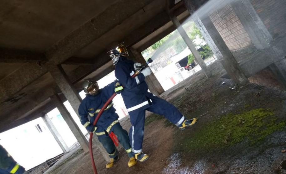 2º Subgrupamento de Bombeiros realiza Instruções em Fevereiro