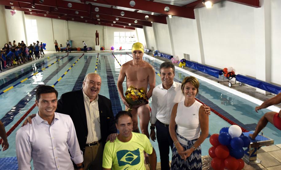 Governador Beto Richa, acompanhado pela secretaria da família e desenvolvimento social, Fernanda Richa, prefeito de Curitiba, Rafael Greca, vice-prefeito, Eduardo Pimentel, secretário de esportes de Curitiba, Marcello Richa e demais autoridades, participa da reinaguração da Praça Oswaldo Cruz.Curitiba, 09/03/2018Foto: Ricardo Almeida / ANPr