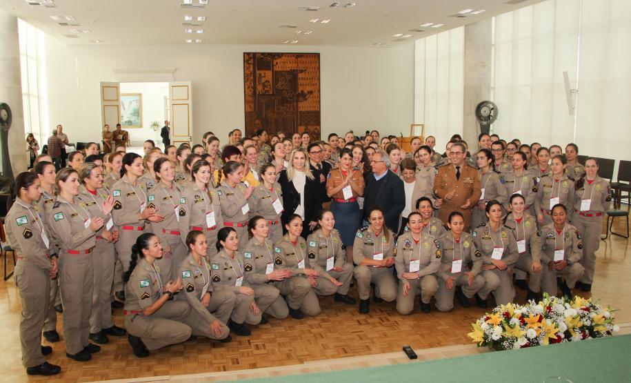 Curitiba, 28 de junho de 2018.  1º Encontro Estadual de Bombeiras Militares