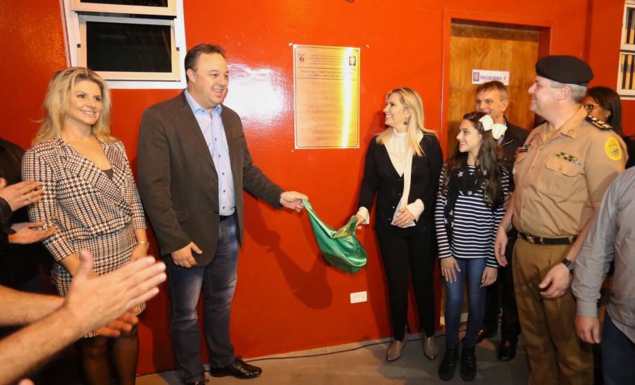 O município de Campina Grande do Sul, Região Metropolitana de Curitiba, conta agora com um grupamento do Corpo de Bombeiros. A governadora Cida Borghetti participou nesta quinta-feira (28) da solenidade oficial de inauguração do quartel. Campina Grande do Sul, 28/06/2018.Foto: José Fernando Ogura/ANPr