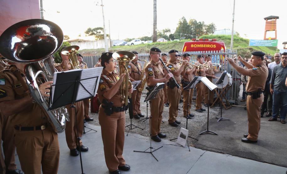O município de Campina Grande do Sul, Região Metropolitana de Curitiba, conta agora com um grupamento do Corpo de Bombeiros. A governadora Cida Borghetti participou nesta quinta-feira (28) da solenidade oficial de inauguração do quartel. Campina Grande do Sul, 28/06/2018.Foto: José Fernando Ogura/ANPr