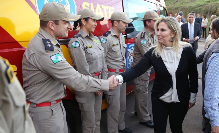 O município de Campina Grande do Sul, Região Metropolitana de Curitiba, conta agora com um grupamento do Corpo de Bombeiros. A governadora Cida Borghetti participou nesta quinta-feira (28) da solenidade oficial de inauguração do quartel. Campina Grande do Sul, 28/06/2018.Foto: José Fernando Ogura/ANPr