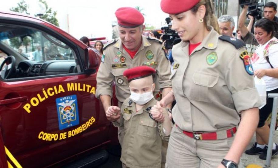 João Bombeirinho recebe alta após 28 dias