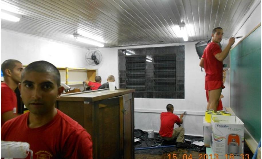 Curso de Mergulhador Autônomo 2013 realiza ação social