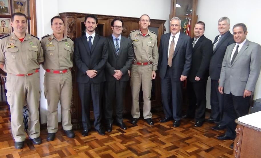 Grupo Emergensys visita o Comando do Corpo de Bombeiros