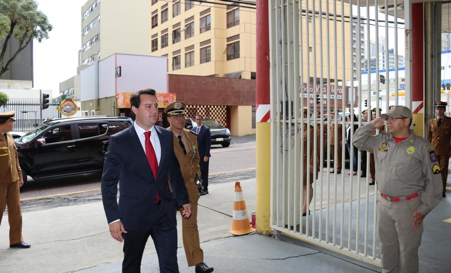 Coronel Prestes assume o comando do Corpo de Bombeiros do Paraná