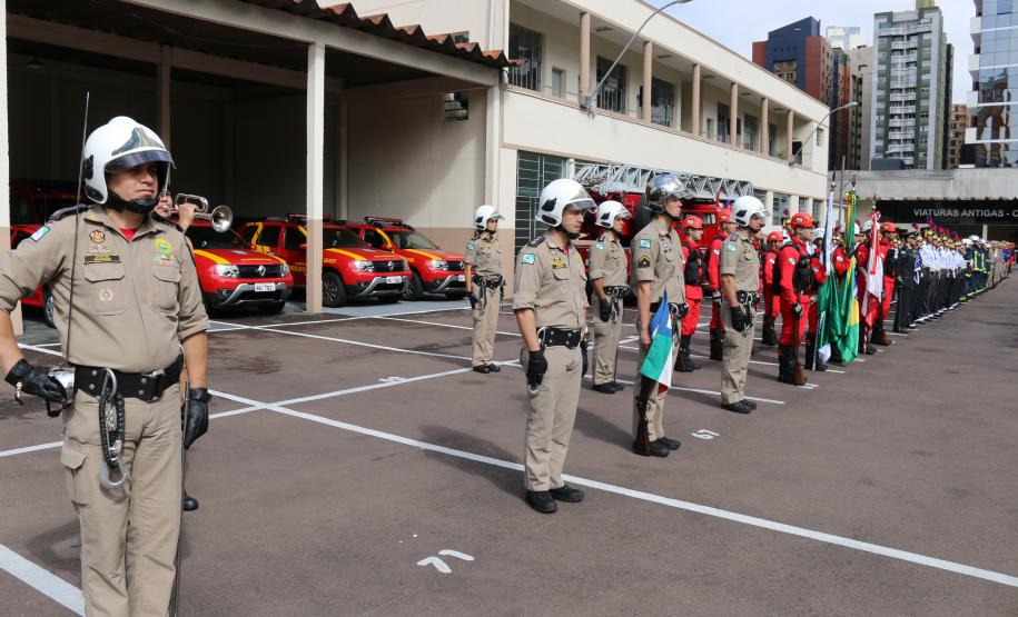 Coronel Prestes assume o comando do Corpo de Bombeiros do Paraná