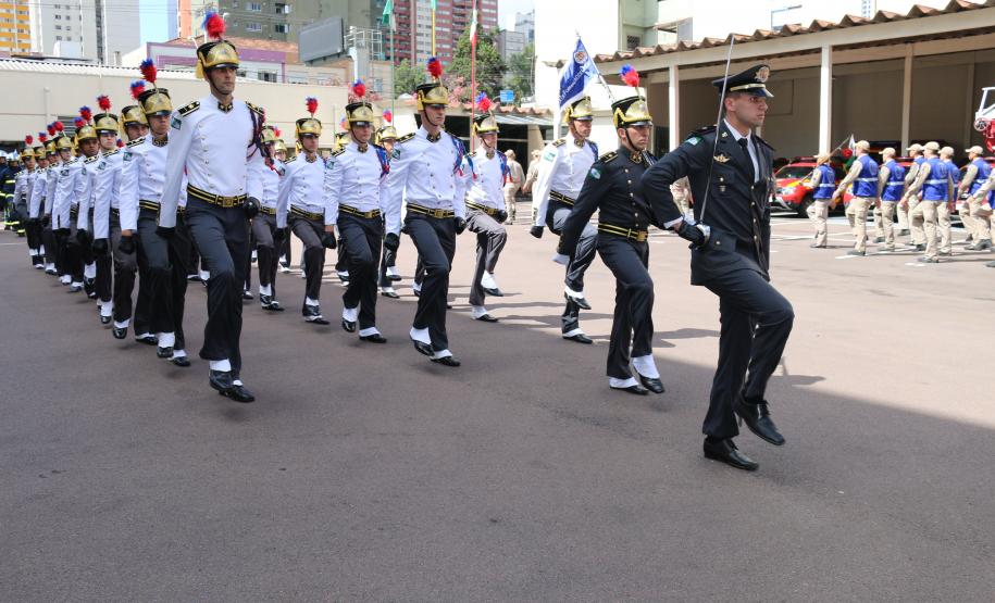Coronel Prestes assume o comando do Corpo de Bombeiros do Paraná