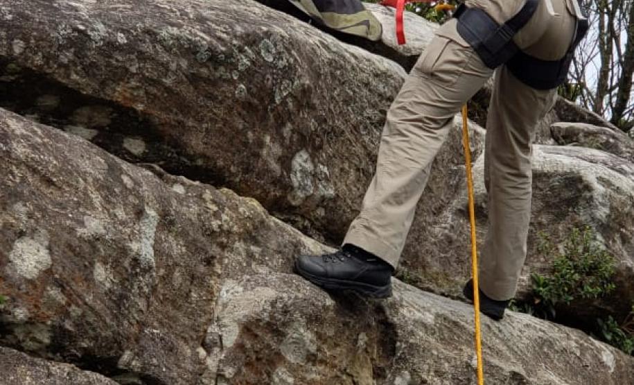 Bombeiros realizam Treinamento de Salvamento Vertical em São Luiz do Purunã