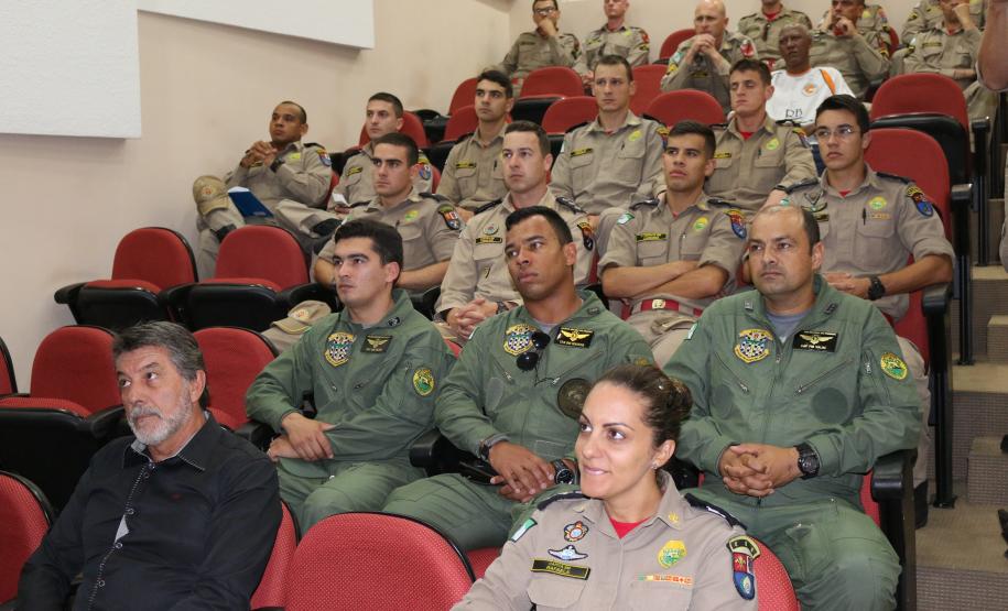 Debriefing da participação dos Bombeiros Militares do Paraná no evento de Brumadinho em Minas Gerais