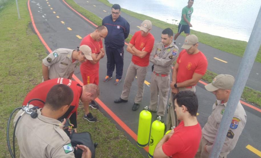 Instrução de Mergulho do 6° GB MAR/19