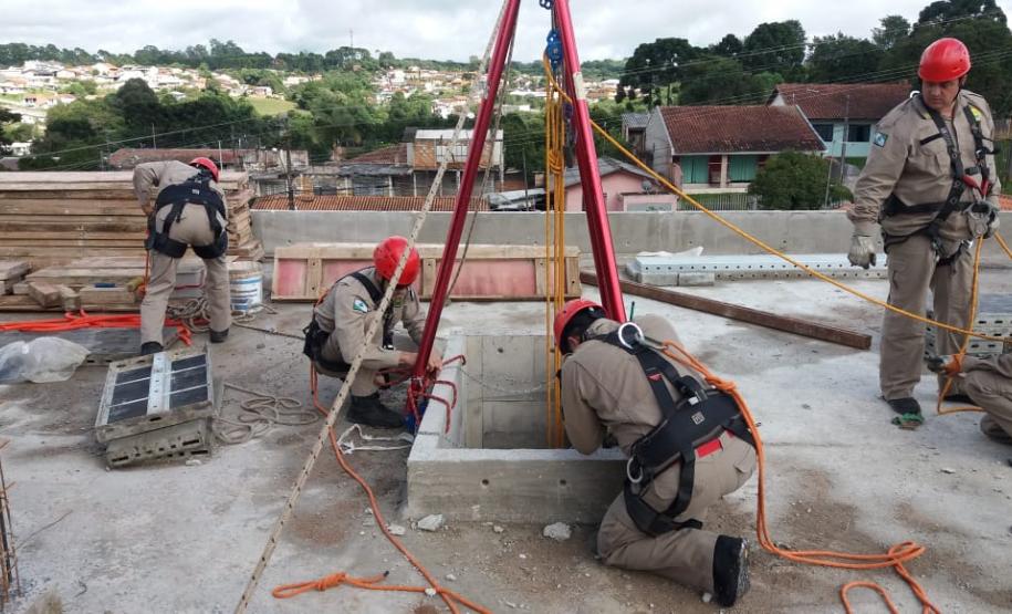 7GB SIMULADO DE ACIDENTE EM CONSTRUÇÃO CIVIL