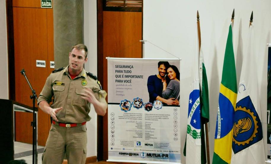 11 GB - Palestra CREA Apucarana