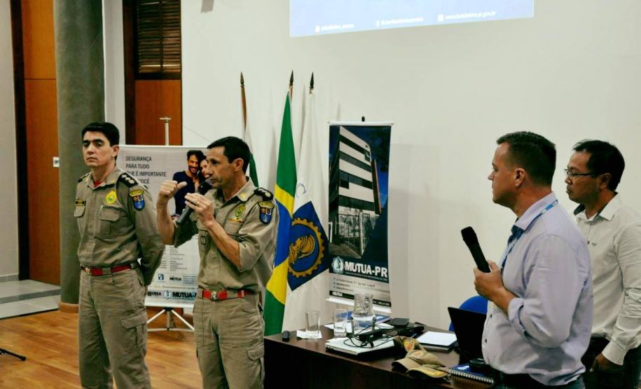 11 GB - Palestra CREA Apucarana