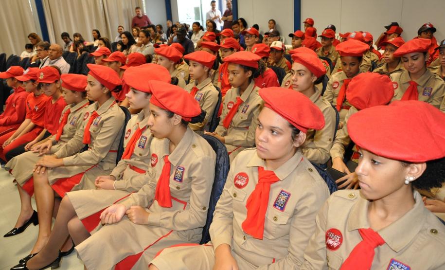 Aula Inaugural do Bombeiro Mirim de Apucarana