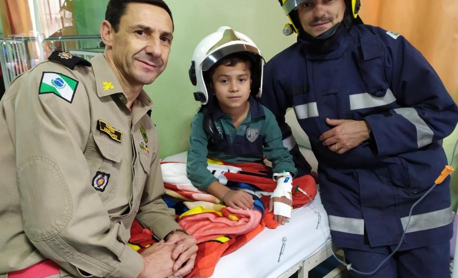 Visita ao Hospital Materno Infantil - 11º GB.