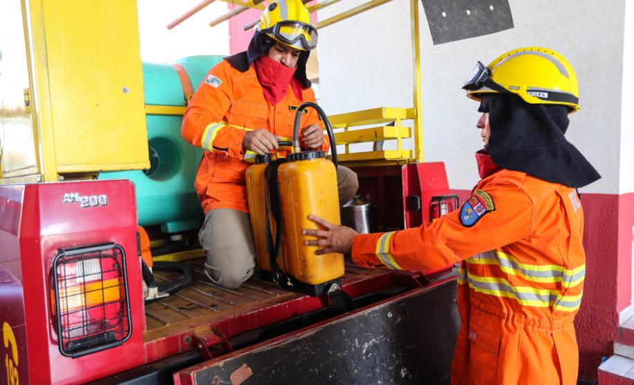 bomba costal veículo