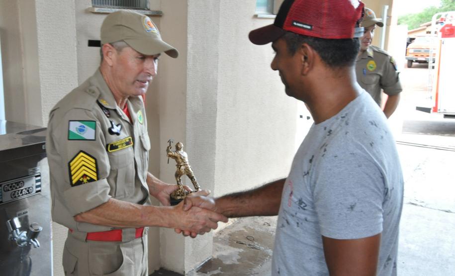 Passagem à RR - Sgt. Helio e Sgt. Pereira