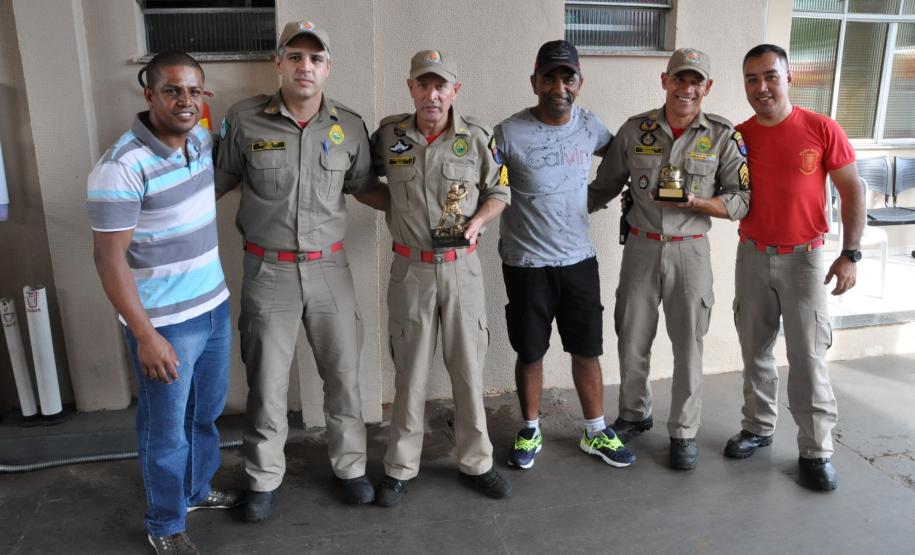 Passagem à RR - Sgt. Helio e Sgt. Pereira