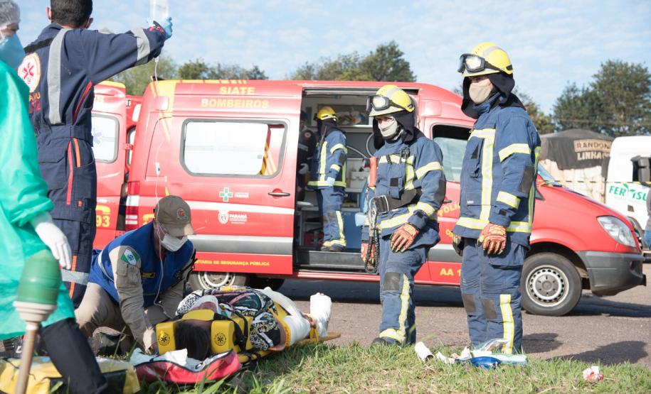 colisão posto 3 cavalos