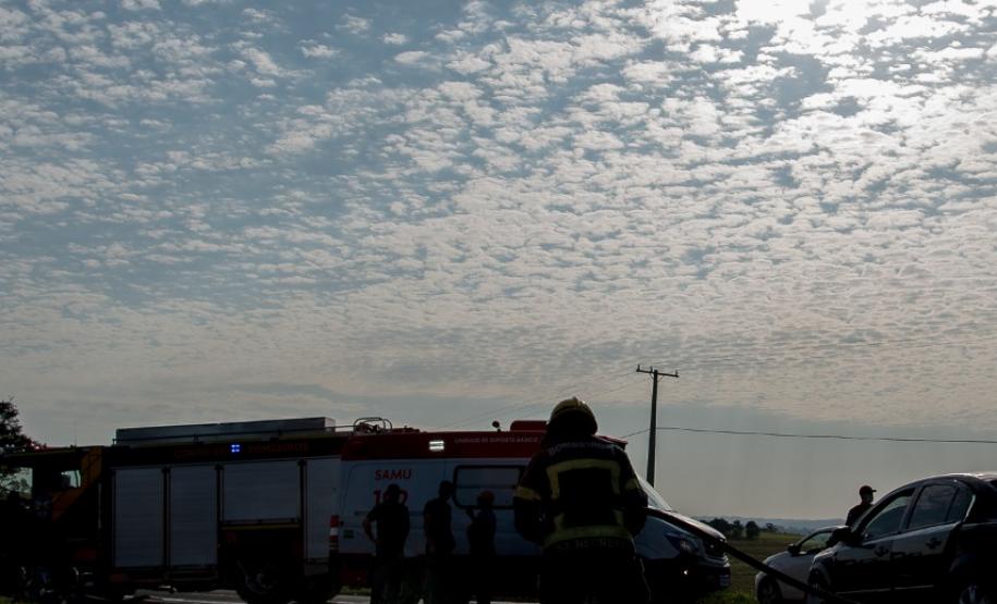 colisão posto 3 cavalos