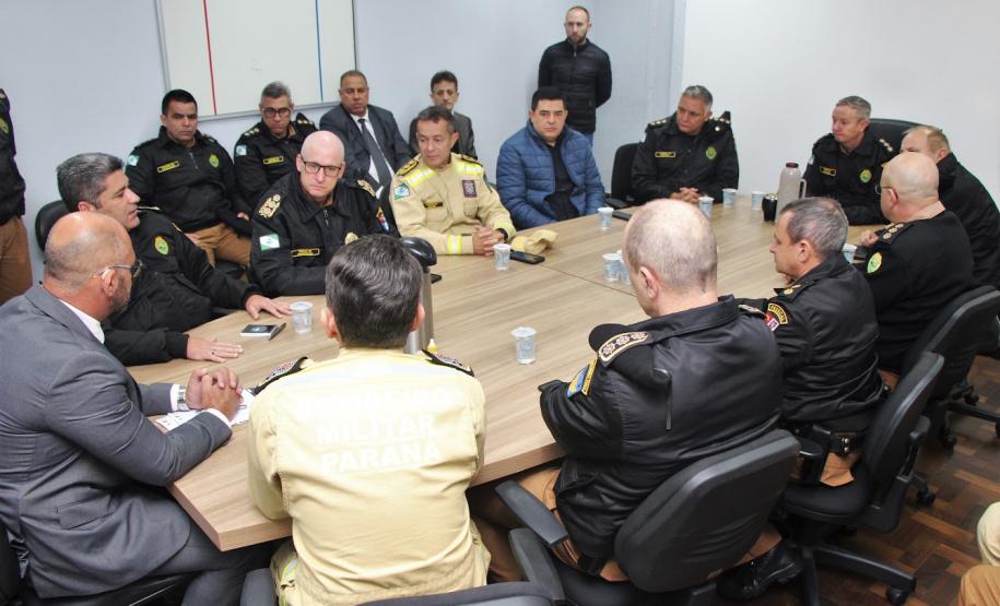 SESP reúne diretoria e alto comando da CBMPR e PMPR