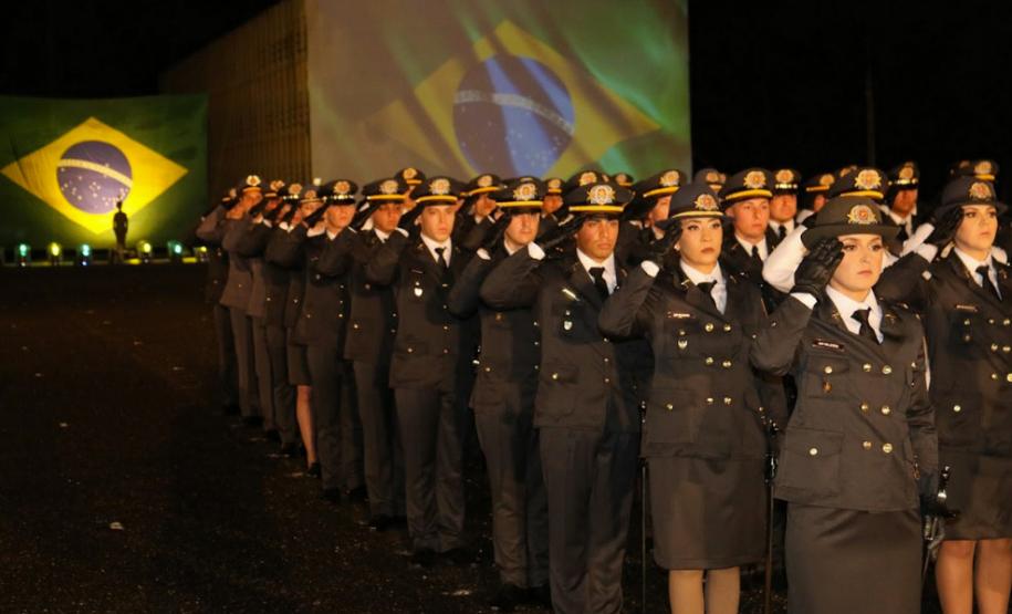 CBMPR forma a primeira turma de oficiais bombeiros após a emancipação