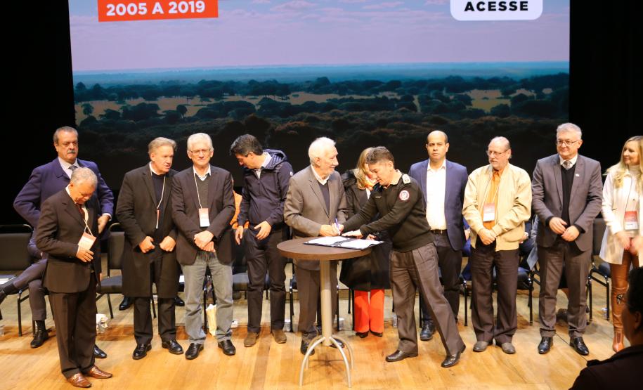 Comando Geral do CBMPR participa do Fórum Paranaense de Mudanças Climáticas Globais