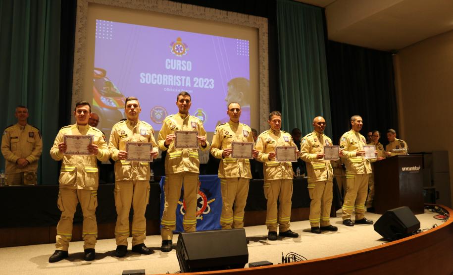 Formatura do Curso de Socorrista 2023 - categoria oficiais e praças