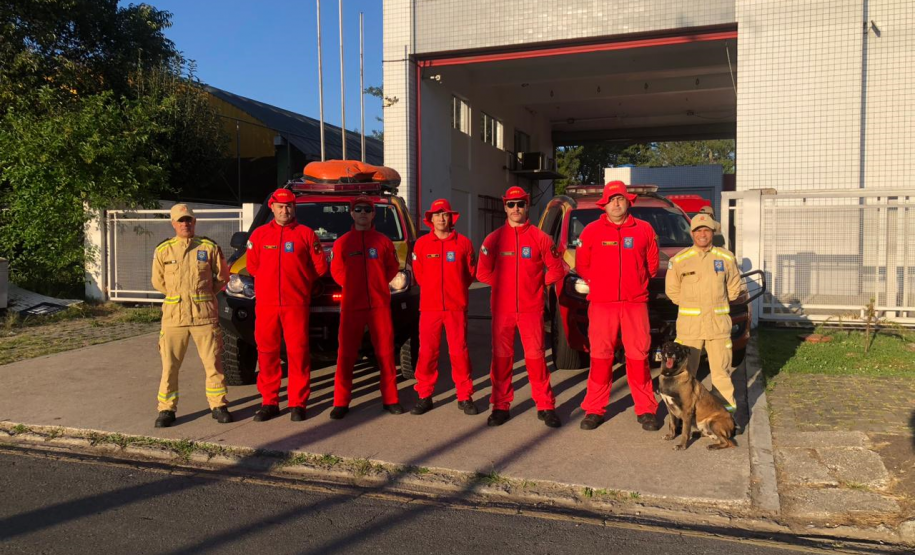 Integrantes do GOST antes de embarque para o Rio Grande do Sul