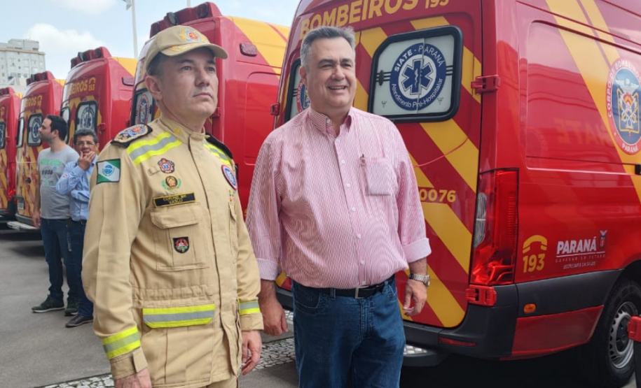 Entrega de ambulâncias para o Siate no Palácio Iguaçu.