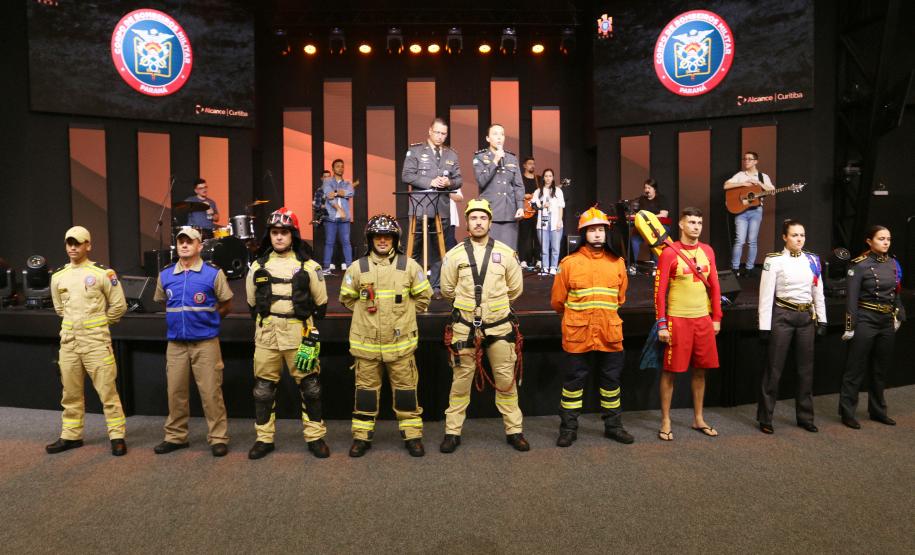 Cerimônias religiosas celebraram os 111 anos do CBMPR em 2023.