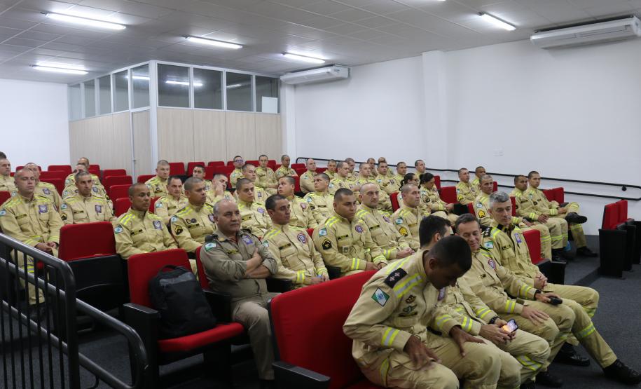 Aula de abertura do curso de guarda-vidas militar, edição 2023/2024