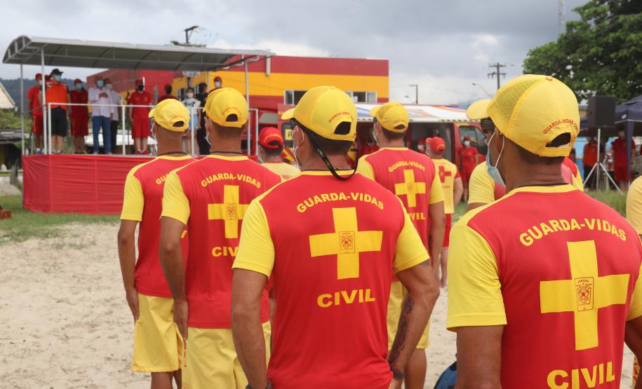 Curso de formação de guarda-vidas civil