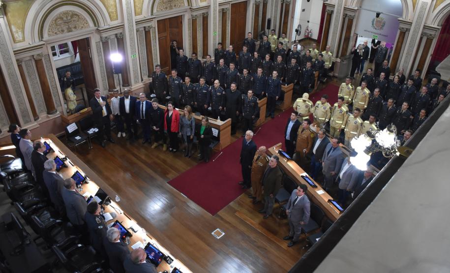 Coronel Vasco recebe título de Vulto Emérito de Curitiba na CMC