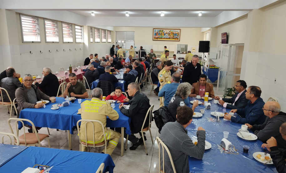 Café com Veteranos: evento realizado pelo CBMPR em 17 de outubro de 2023