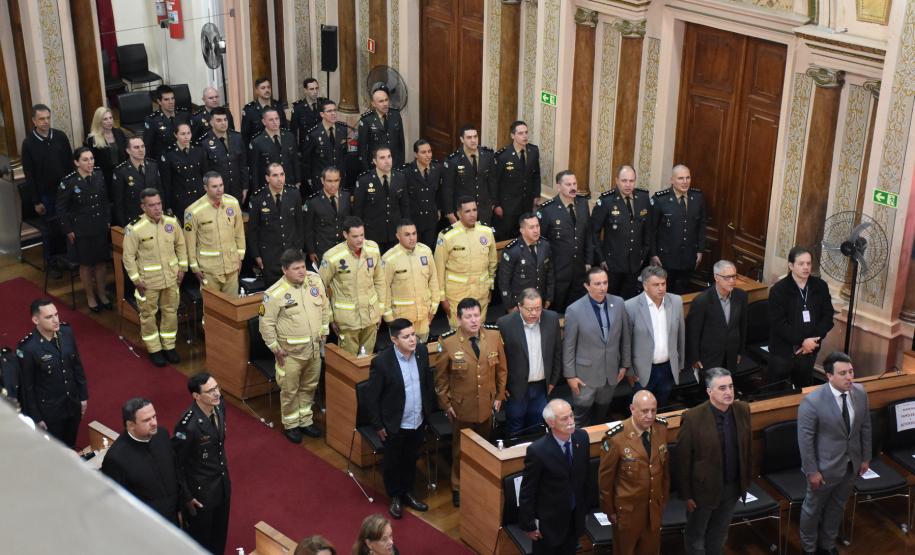 Solenidade na CMC: Coronel Vasco recebe título de Vulto Emérito de Curitiba.