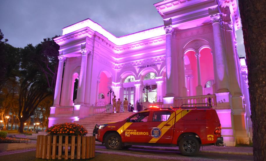 Solenidade na CMC: Coronel Vasco recebe título de Vulto Emérito de Curitiba.