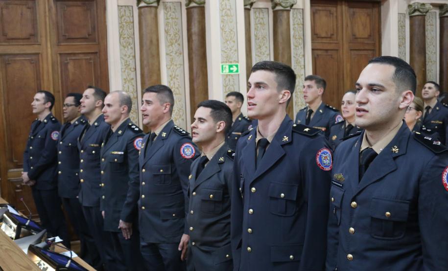 Solenidade na CMC: Coronel Vasco recebe título de Vulto Emérito de Curitiba.