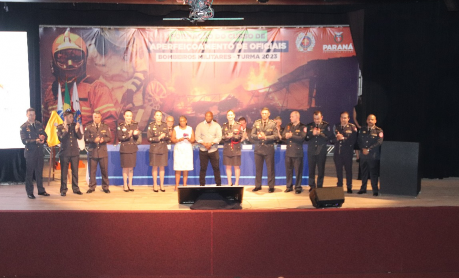 Formatura do Curso de Aperfeiçoamento de Oficiais do Corpo de Bombeiros Militar do Paraná - 15/12/2023