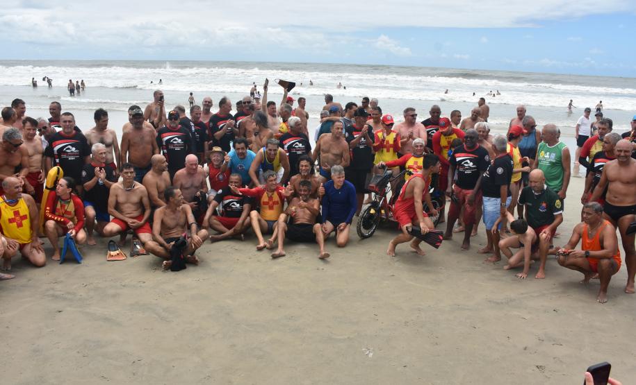 Travessia dos Veteranos do Corpo de Bombeiros Militar do Paraná. Guaratuba. Janeiro de 2024.