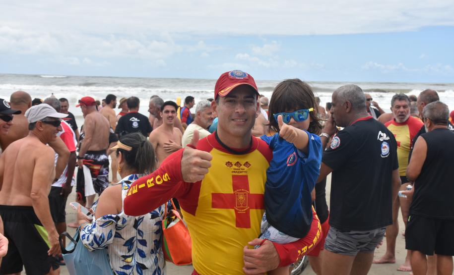Travessia dos Veteranos do Corpo de Bombeiros Militar do Paraná. Guaratuba. Janeiro de 2024.