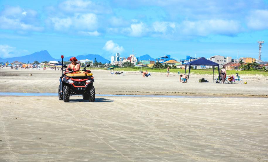 Ação do Corpo de Bombeiros Militar do Paraná no Verão Maior Paraná 2023/2024.