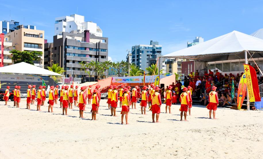 Formatura de guarda-vidas militares do Corpo de Bombeiros Militar do Paraná, 2024.
