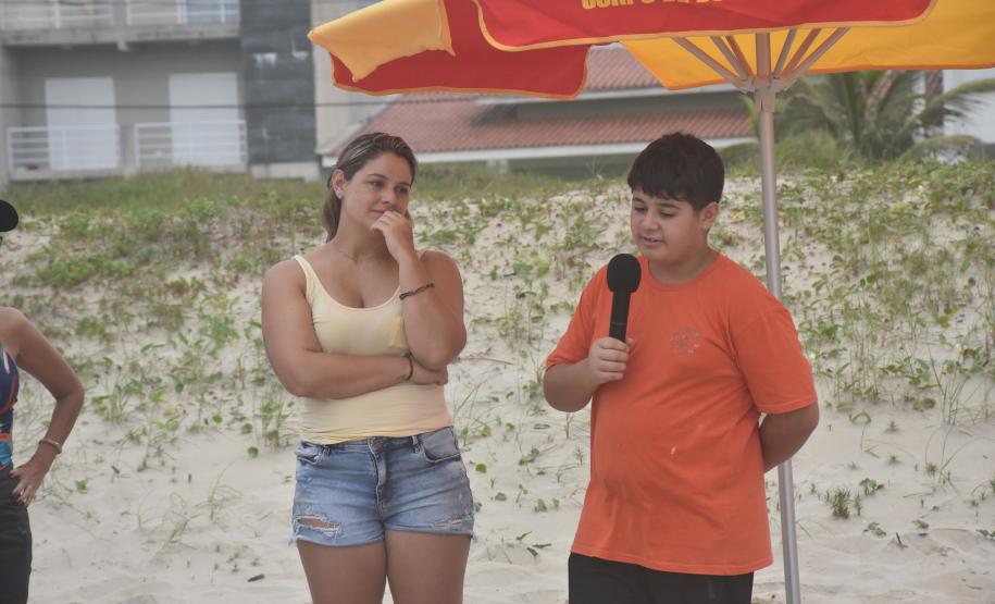 Homenagem ao Capitão Romero Nunes da Silva Filho durante o 3º Festival de Surf Militar do CBMPR, em Guaratuba. 2024.